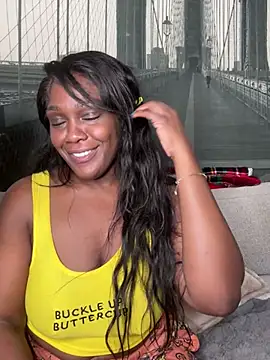 Snapshot of TilaTotti chatting on February 2025 08:16:01 AM TilaTotti online show from February 2025 08:16:01 AM