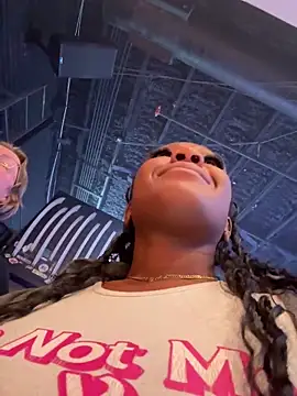 TilaTotti online show from December 2025 08:06:02 AM