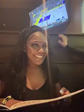 Snapshot of TilaTotti chatting on February 2025 05:44:02 AM TilaTotti online show from February 2025 05:44:02 AM