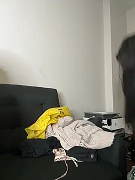 Snapshot of TilaTotti chatting on March 2025 09:51:02 AM TilaTotti online show from March 2025 09:51:02 AM