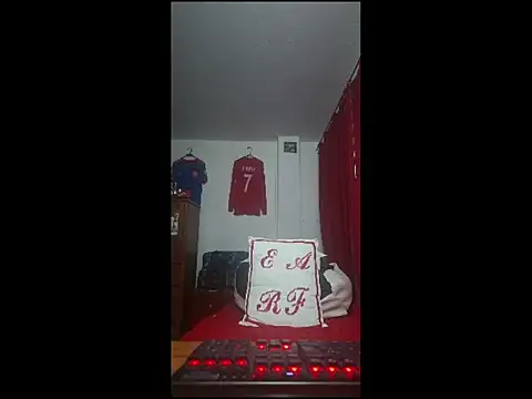 Snapshot of ALBEIROFOOTBALL1992 chatting on May 2026 05:07:01 AM ALBEIROFOOTBALL1992 online show from May 2026 05:07:01 AM
