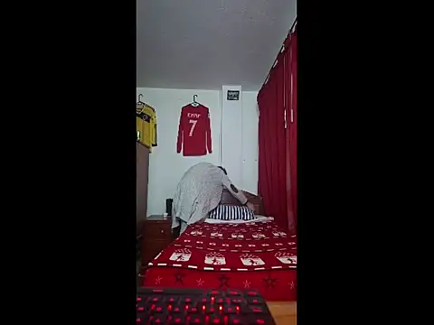 ALBEIROFOOTBALL1992 online show from August 2026 05:06:02 AM