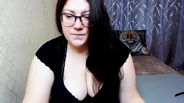 Snapshot of Sindy_Jeniceee chatting on November 2025 12:32:01 PM Sindy Jeniceee online show from November 2025 12:32:01 PM