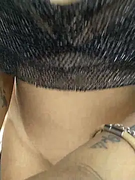 sasha hot98 online show from November 2025 08:35:02 PM