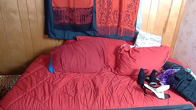 Leesdesires online show from April 2026 10:55:01 AM