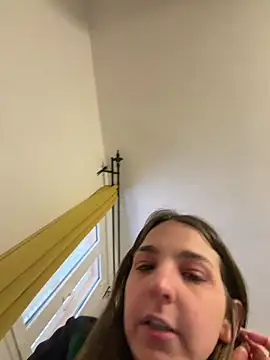 DoriDeluxe66 online show from February 2026 01:17:01 PM