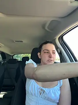 DoriDeluxe66 online show from April 2026 01:04:02 PM