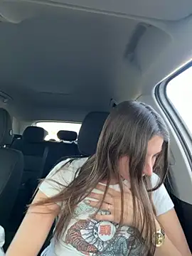 DoriDeluxe66 online show from November 2025 01:44:02 PM