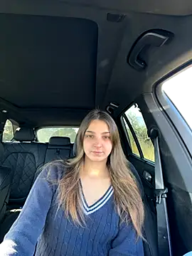 DoriDeluxe66 online show from December 2025 12:37:01 PM