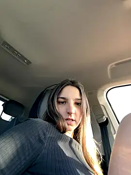 DoriDeluxe66 online show from November 2025 02:17:01 PM