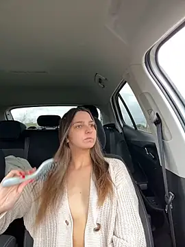 DoriDeluxe66 online show from November 2025 10:42:02 AM