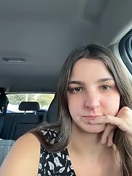 DoriDeluxe66 online show from November 2025 12:32:01 PM