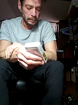 chosen923 online show from November 2025 08:02:02 PM