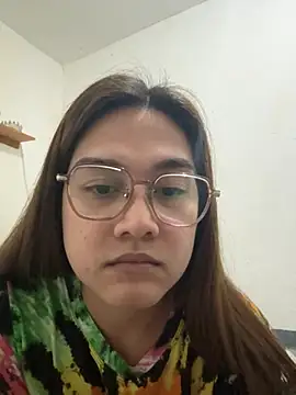 Snapshot of MarieLoveGlamorous chatting on March 2026 05:28:02 PM MarieLoveGlamorous online show from March 2026 05:28:02 PM