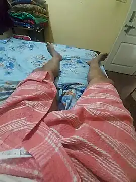 Stripkomal online show from November 2025 05:44:02 AM