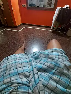 Stripkomal online show from October 2025 04:17:02 PM