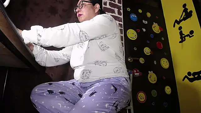 Snapshot of samrocker_sex chatting on October 2025 06:38:01 PM samrocker sex online show from October 2025 06:38:01 PM