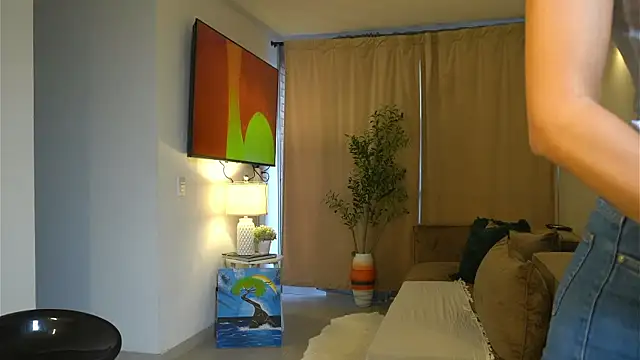 kendall ruiz online show from April 2026 11:00:01 PM