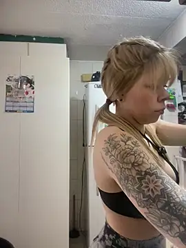 carolina16love online show from February 2026 08:21:02 PM