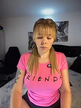 carolina16love online show from November 2025 10:08:02 PM