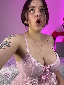 Snapshot of carolina16love chatting on March 2025 10:04:02 PM carolina16love online show from March 2025 10:04:02 PM