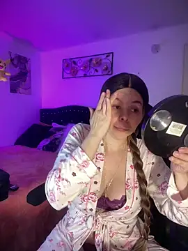 carolina16love online show from February 2026 11:26:01 PM