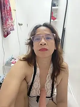 Snapshot of HotsexyNaughtysweetbaby chatting on June 2026 01:14:01 AM HotsexyNaughtysweetbaby online show from June 2026 01:14:01 AM