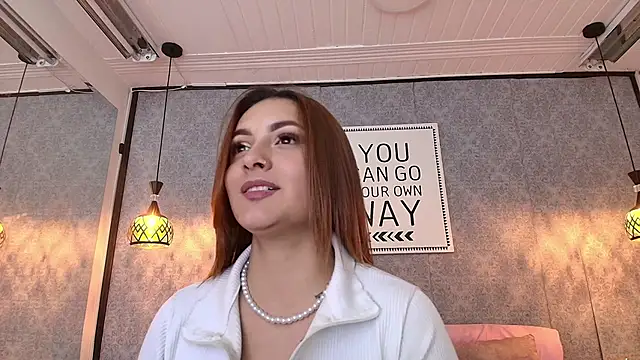 Emiily W online show from February 2025 04:55:01 PM