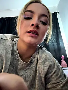 Emiily W online show from January 2026 01:17:02 PM