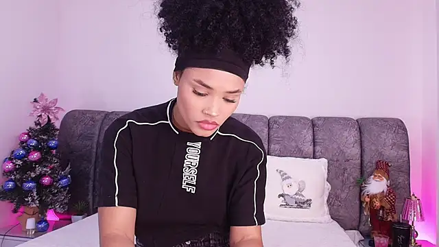 naia blessed online show from December 2025 07:14:02 PM