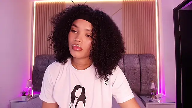 naia blessed online show from April 2026 07:19:01 PM