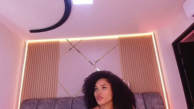 naia blessed online show from April 2026 07:20:01 PM