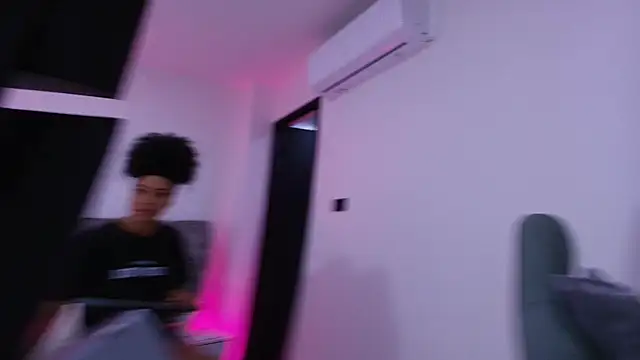 naia blessed online show from November 2025 07:29:02 PM