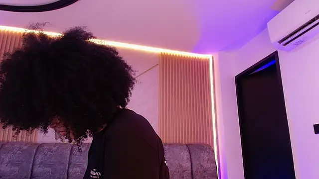 naia blessed online show from March 2026 07:15:01 PM