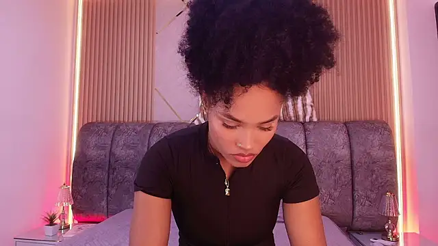 naia blessed online show from March 2026 07:15:02 PM