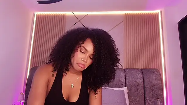 naia blessed online show from April 2026 07:18:01 PM