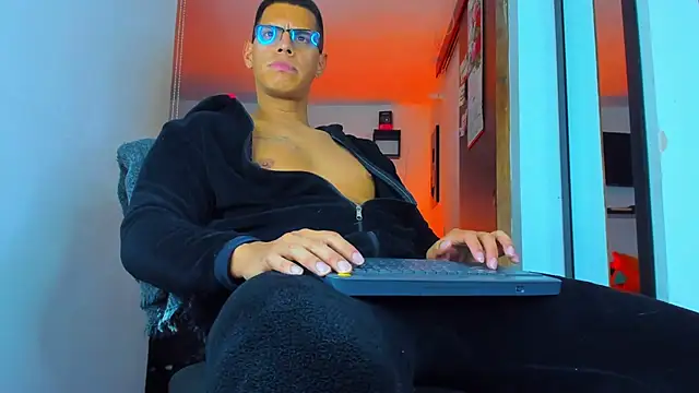  John Boy  online show from December 2025 01:06:02 AM