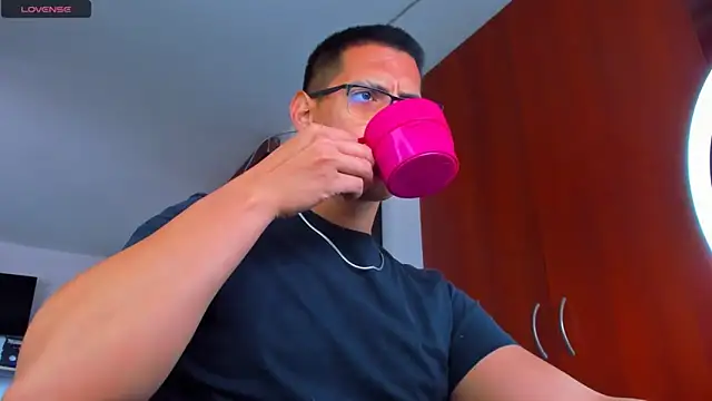  John Boy  online show from November 2025 07:08:01 PM