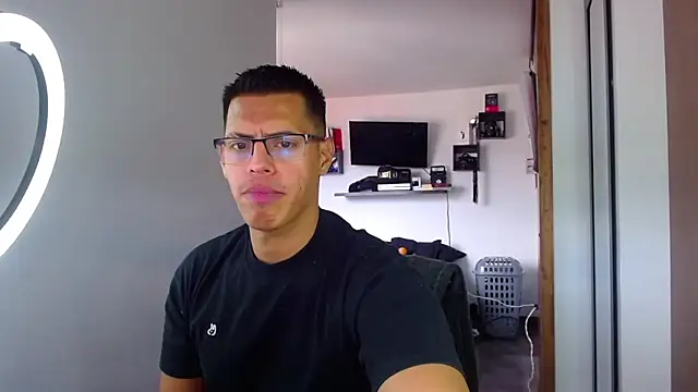  John Boy  online show from April 2026 07:15:02 PM