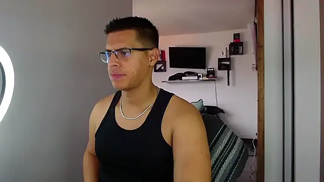  John Boy  online show from April 2026 07:18:01 PM