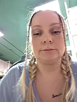 Bondgirl 013 online show from April 2026 05:19:02 PM