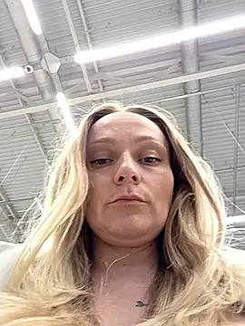 Bondgirl 013 online show from April 2026 05:52:02 PM