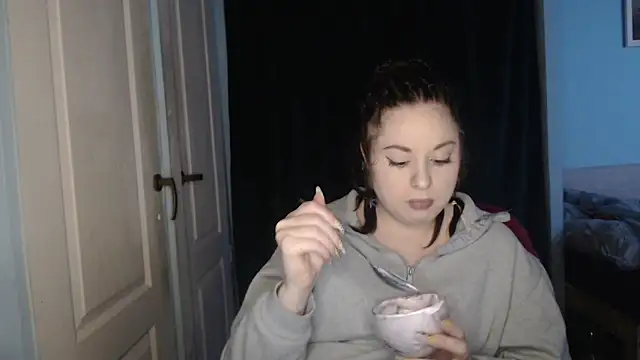 ryhhnnagold99 online show from April 2026 04:30:02 PM