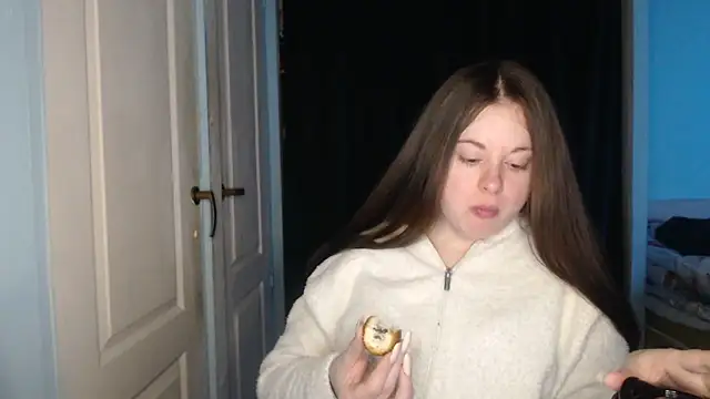 ryhhnnagold99 online show from April 2026 04:26:01 PM