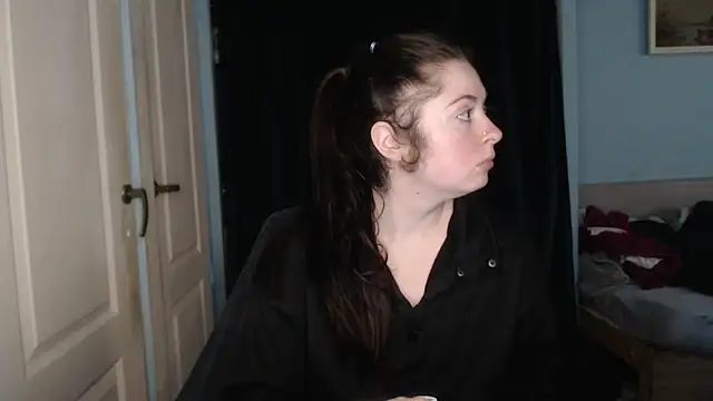 Snapshot of ryhhnnagold99 chatting on February 2026 06:02:02 AM ryhhnnagold99 online show from February 2026 06:02:02 AM