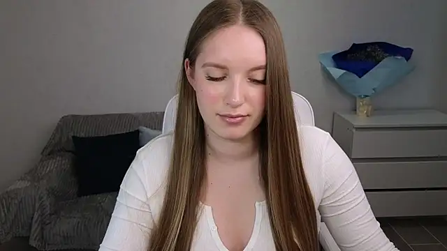 EvaMaddison online show from March 2025 06:31:01 AM