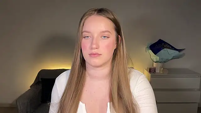 EvaMaddison online show from February 2026 06:51:02 PM