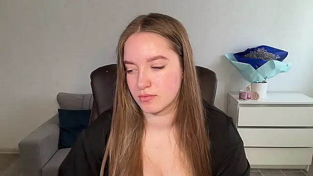 EvaMaddison online show from May 2026 06:31:02 AM