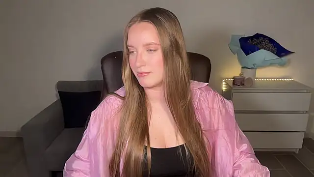Snapshot of EvaMaddison chatting on July 2026 09:40:02 PM EvaMaddison online show from July 2026 09:40:02 PM