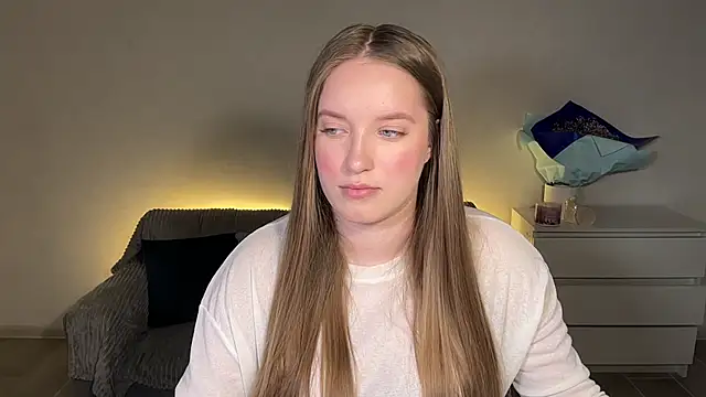 EvaMaddison online show from March 2026 05:31:02 PM